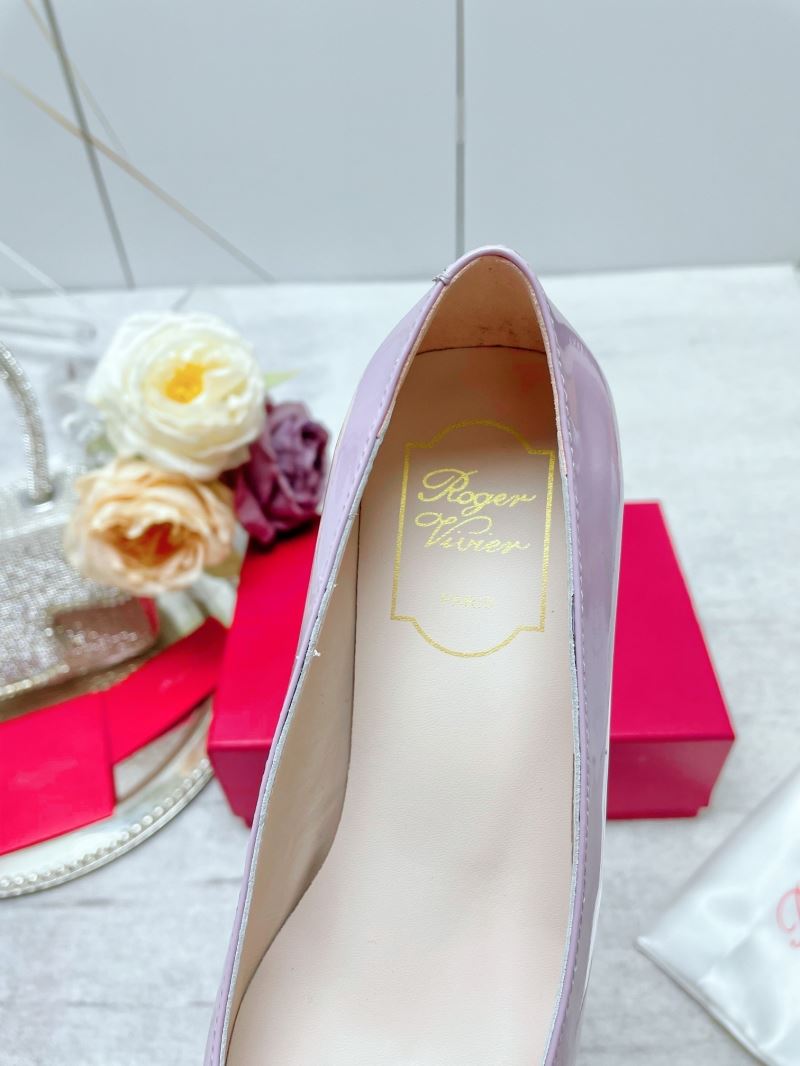 Roger Vivier flat shoes